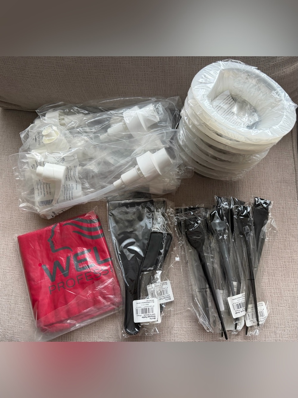 NEW Wella Professionals Salon Tools & Supplies Bundle